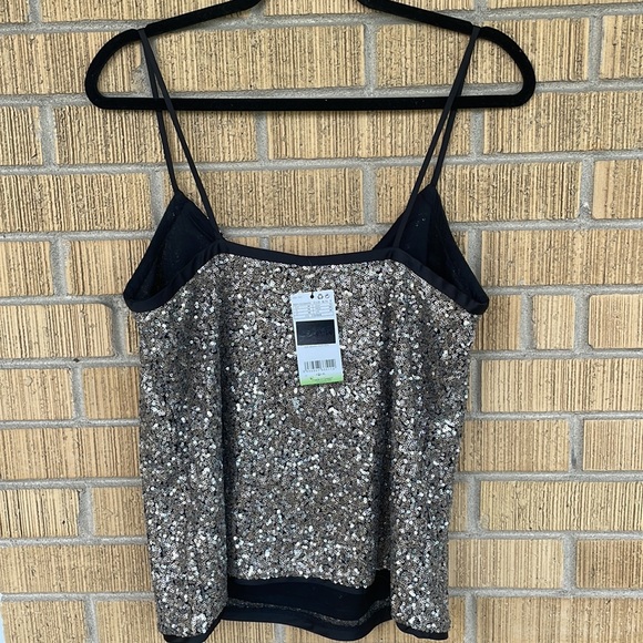 Never worn sparkle top - Picture 2 of 2